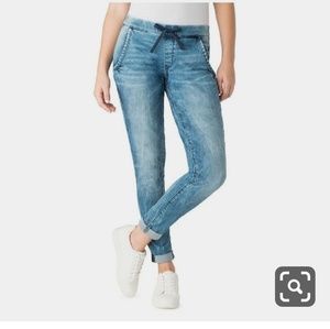 NWT Levi's denizen joggers medium wash size 25